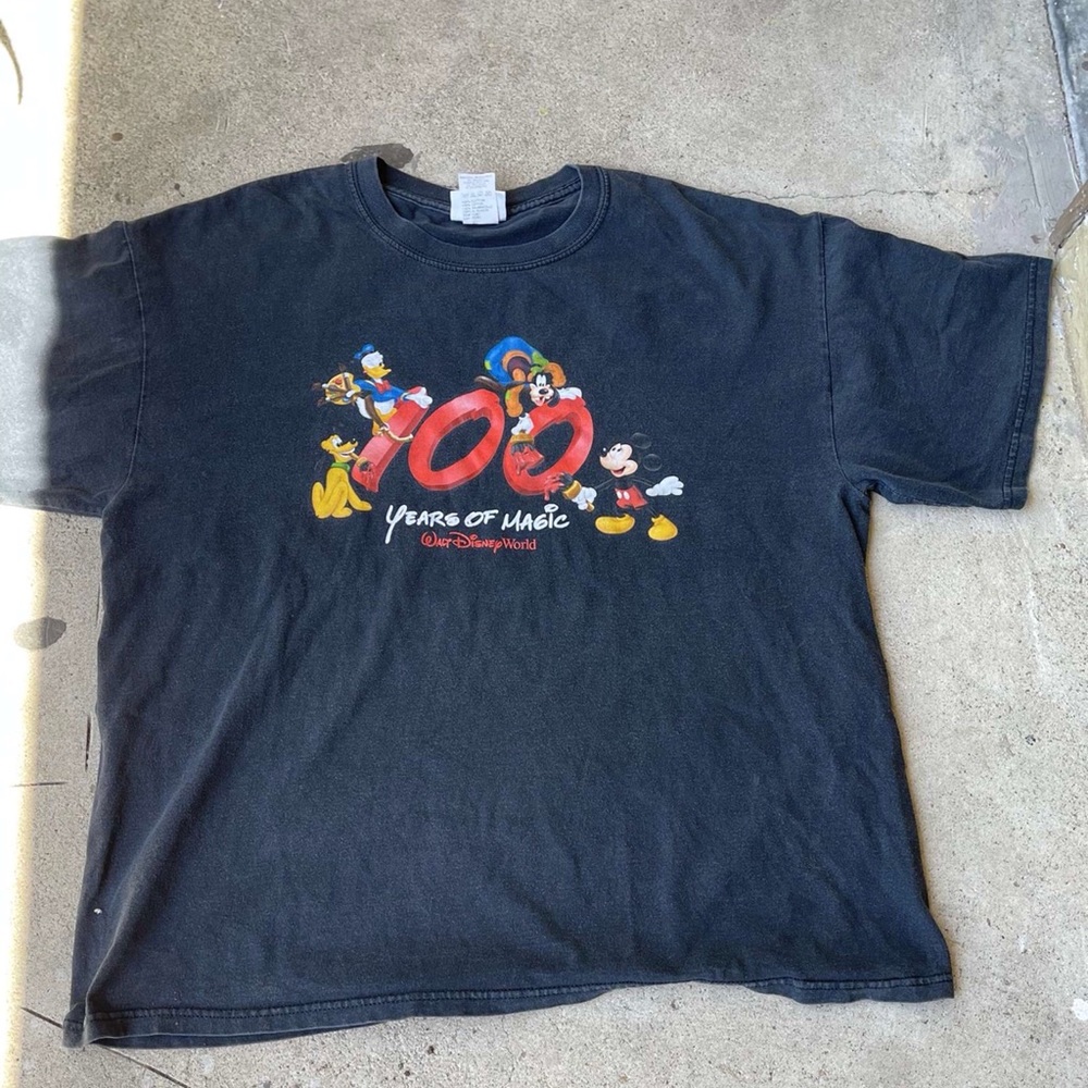 Vintage 90s Walt Disney world 100 years of magic history tee